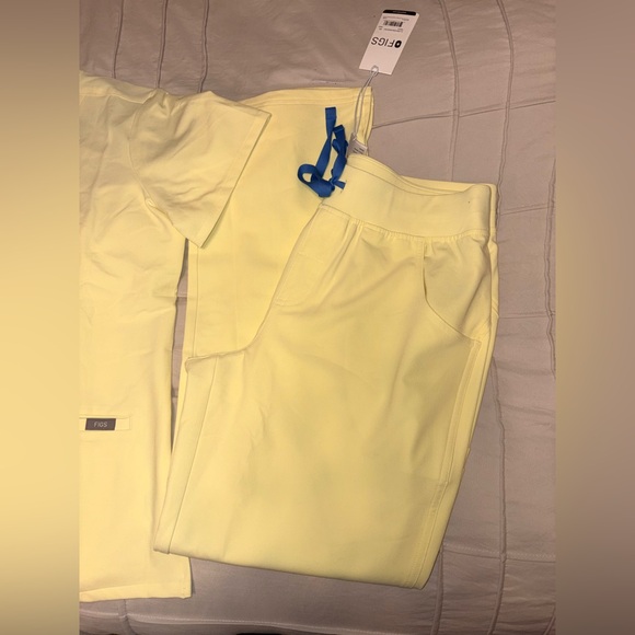 Figs - Picture 3 of 4